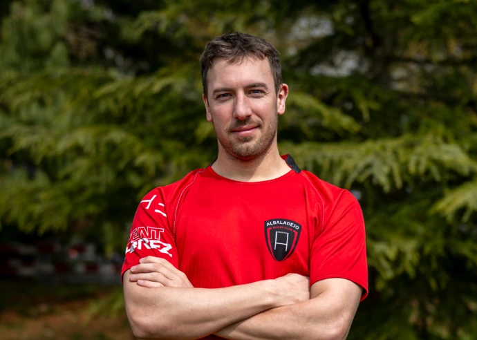 Joueur n°10 de l'équipe masculine de rugby de Lausanne, Albaladejo Rugby Club LNB